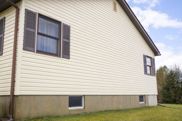 Cost of Dutch Lap Siding Repair in New Berlin